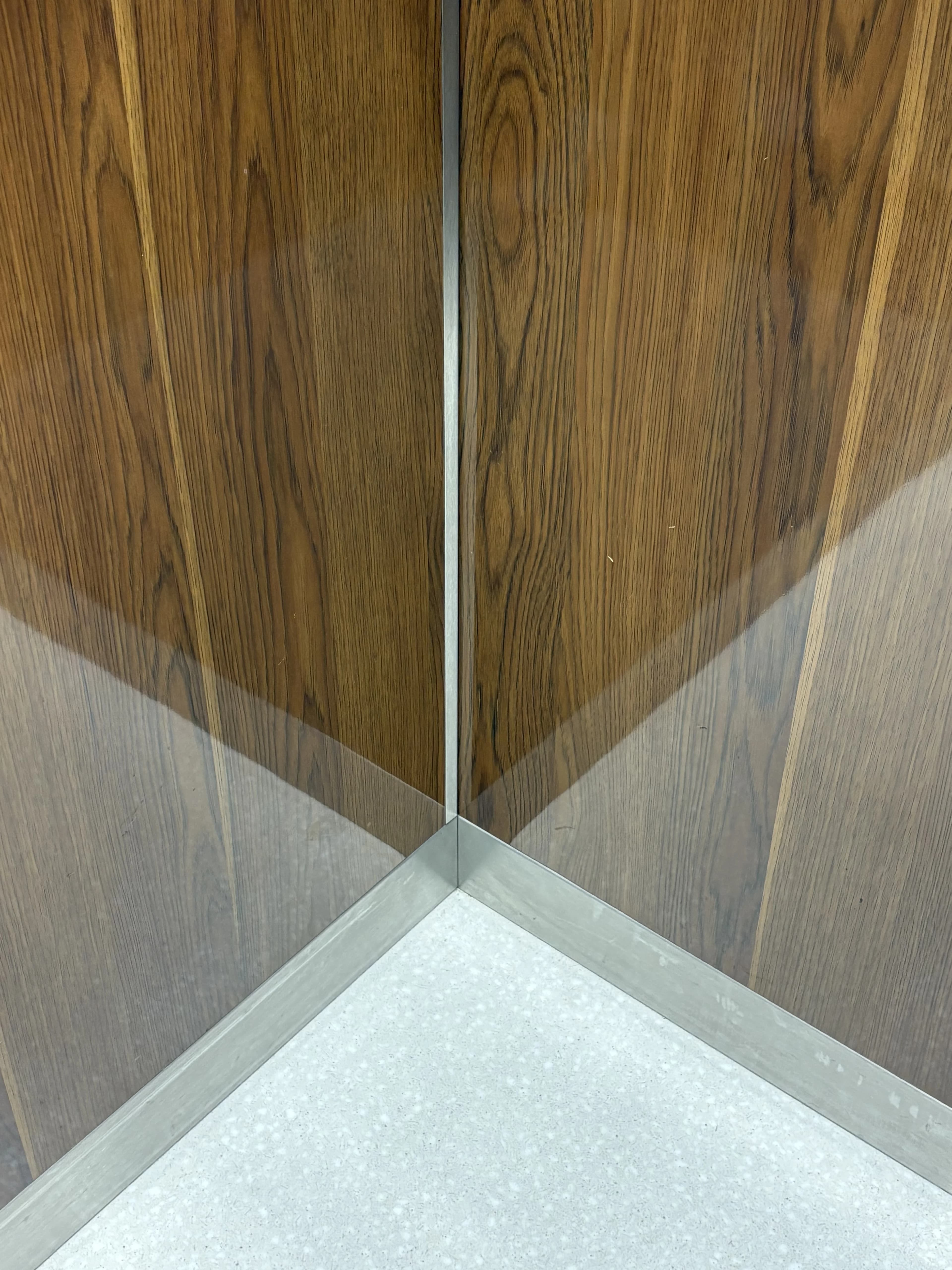 Finitions d'angles